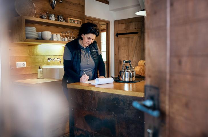 Unterstütze unser Team im Bergdorf LiebesGrün