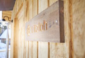 Liebevolle Urlaubsarchitektur Außergewöhnliche Architektur und stilvolle Einrichtungsgegenstände im Nest