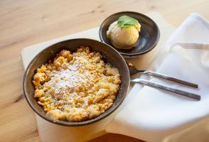 Nachmittagsvesper im LiebesGrün Restaurant in Schmallenberg