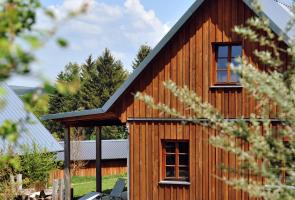 Außenansicht Berghütte im Bergdorf Liebesgrün